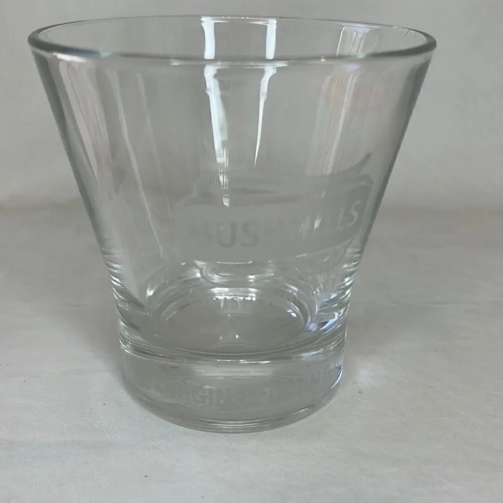 Bushmill Irish Whiskey Rocks Glass 8 Oz 3 1/4 Round 3 1/2 In Tall Heavy Bottom
